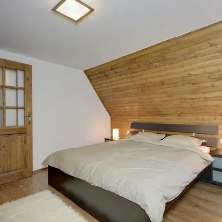 Villa Six-bedroom Gallysto 1 *